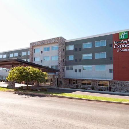 Holiday Inn Express & Suites Johnstown By Ihg Ngoại thất bức ảnh