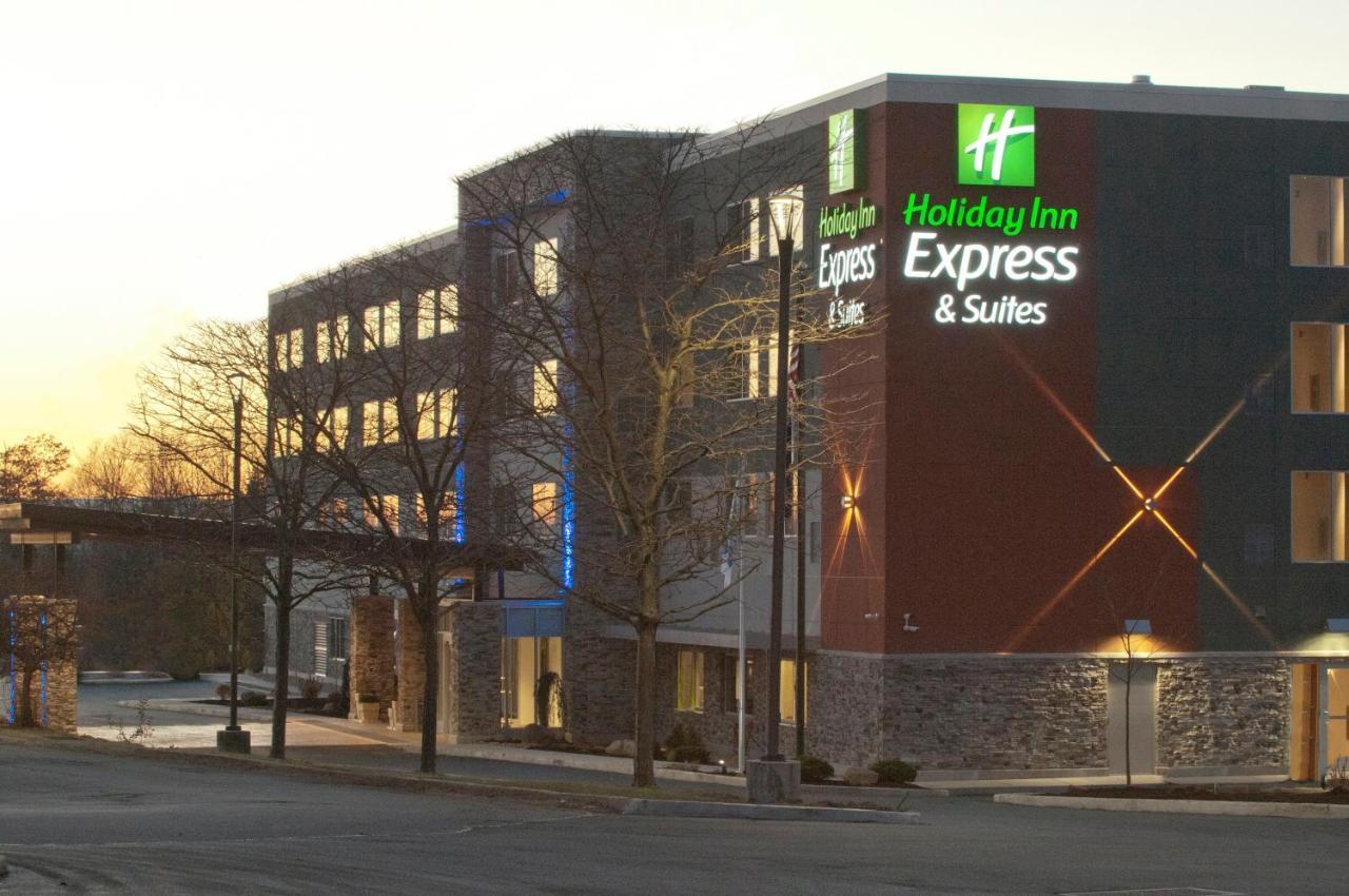 Holiday Inn Express & Suites Johnstown, An Ihg Hotel Ngoại thất bức ảnh