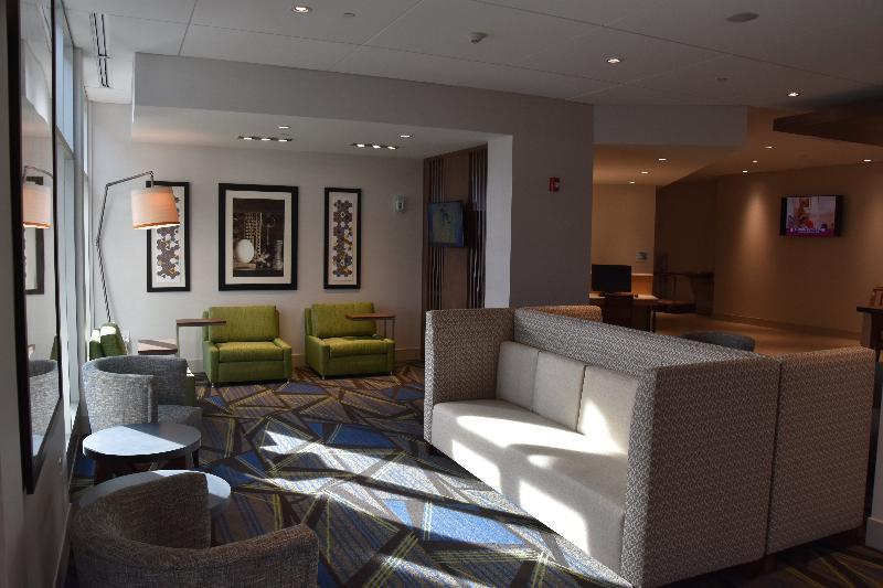 Holiday Inn Express & Suites Johnstown By Ihg Ngoại thất bức ảnh