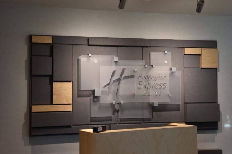 Holiday Inn Express & Suites Johnstown By Ihg Ngoại thất bức ảnh